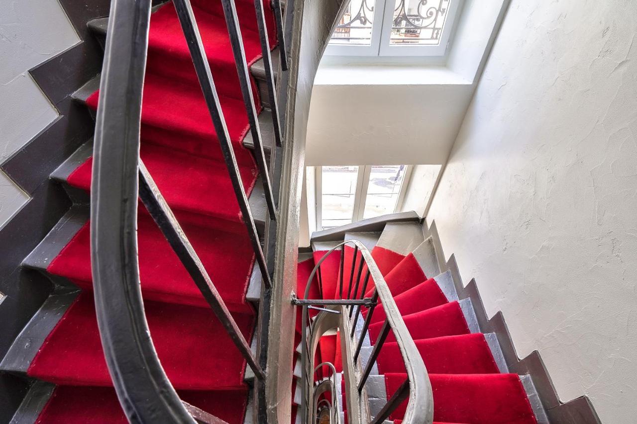 Stylish Mezzanine Studio In The Heart Of Paris 3F Buitenkant foto